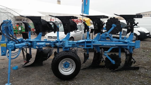 CAM09741